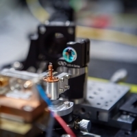 Fraunhofer IAF Researchers Conduct First Successful Demonstration of Dual-Media NV Diamond Laser System