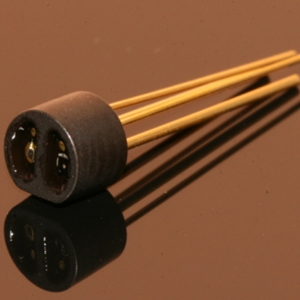 <p>950 nm Photoreflector for Edge Sensing Applications</p>